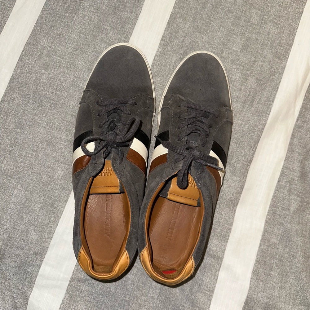 Allen Edmonds Suede Courtside Sneaker